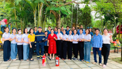 TẬP HUẤN PHÒNG CHÁY CHỮA CHÁY & CỨU NẠN CỨU HỘ