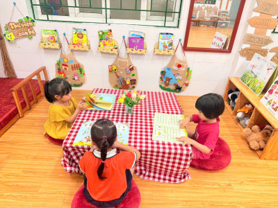 PHÁT ĐỘNG: “TẶNG MỘT CUỐN SÁCH – LAN TỎA TRI THỨC”