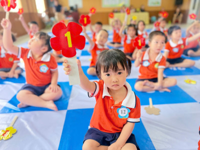 "SÂN CHƠI TRÍ TUỆ – DẤU ẤN NỔI BẬT TRONG CHUỖI HOẠT ĐỘNG CHÀO MỪNG 51 NĂM NGÀY GIẢI PHÓNG MIỀN NAM, THỐNG NHẤT ĐẤT NƯỚC"